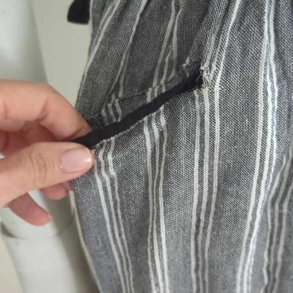 Sur La Table Apron - Picture 7 of 7